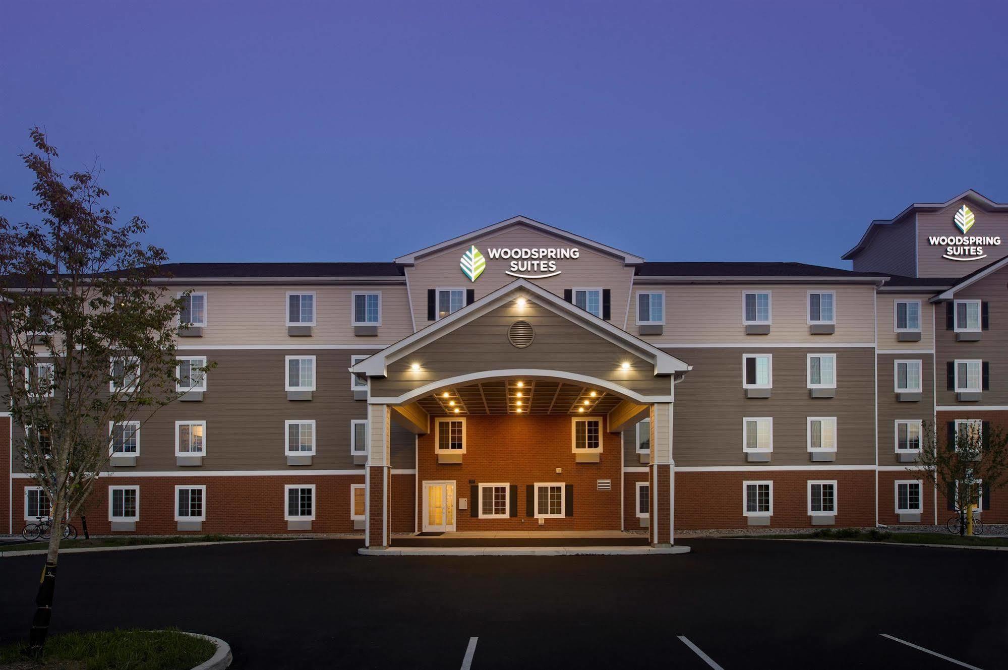 Woodspring Suites Allentown Exterior photo